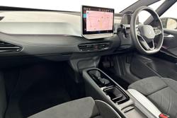 VOLKSWAGEN ID.3 Photo 2