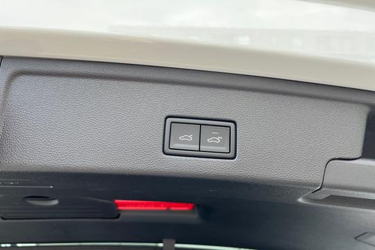 Volkswagen Touareg Photo autoimg-36539c478921286e9746388bfd8d103a6b977b96.jpg