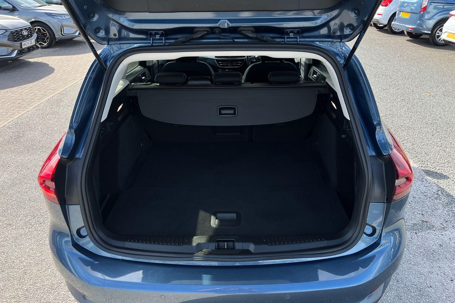 Ford FOCUS Photo 20
