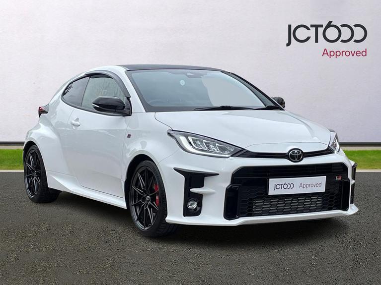 Used 2021 TOYOTA Yaris 1.6T GR Circuit Hatchback 3dr Petrol Manual AWD Euro 6 (261 ps) White at JCT600