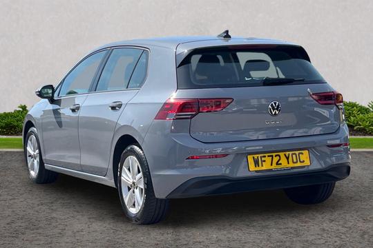 Volkswagen Golf Photo autoimg-3656bb6b253d4671ba58ea728b5d432358fc4e84.jpg