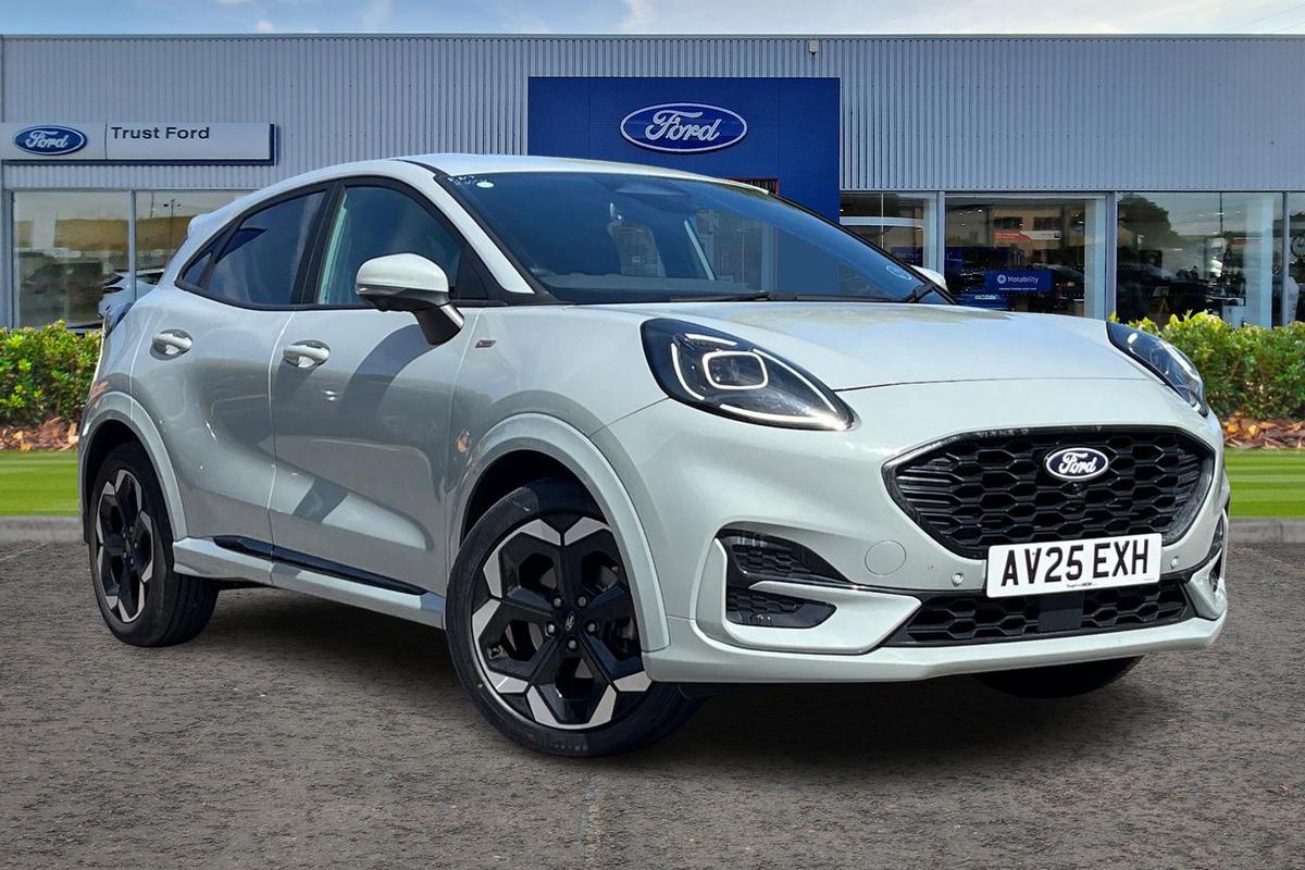 Ford Puma listing photo
