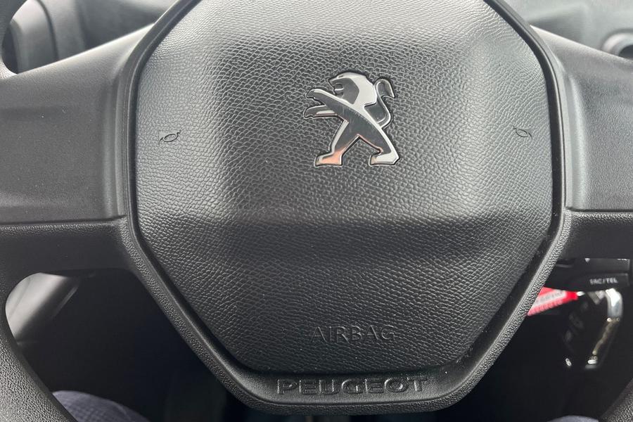 Peugeot PARTNER Photo autoimg-365bce0e8217a5aa6bb8a6125a1ac356c1cca8cc.jpg
