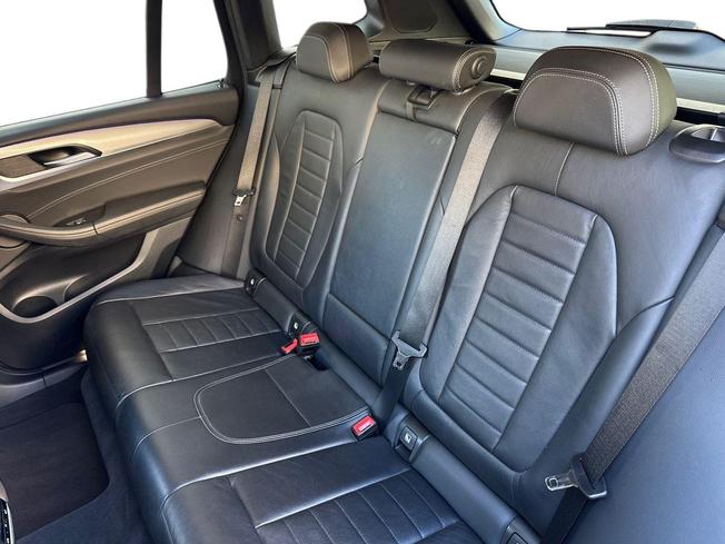 BMW X3 Photo 9