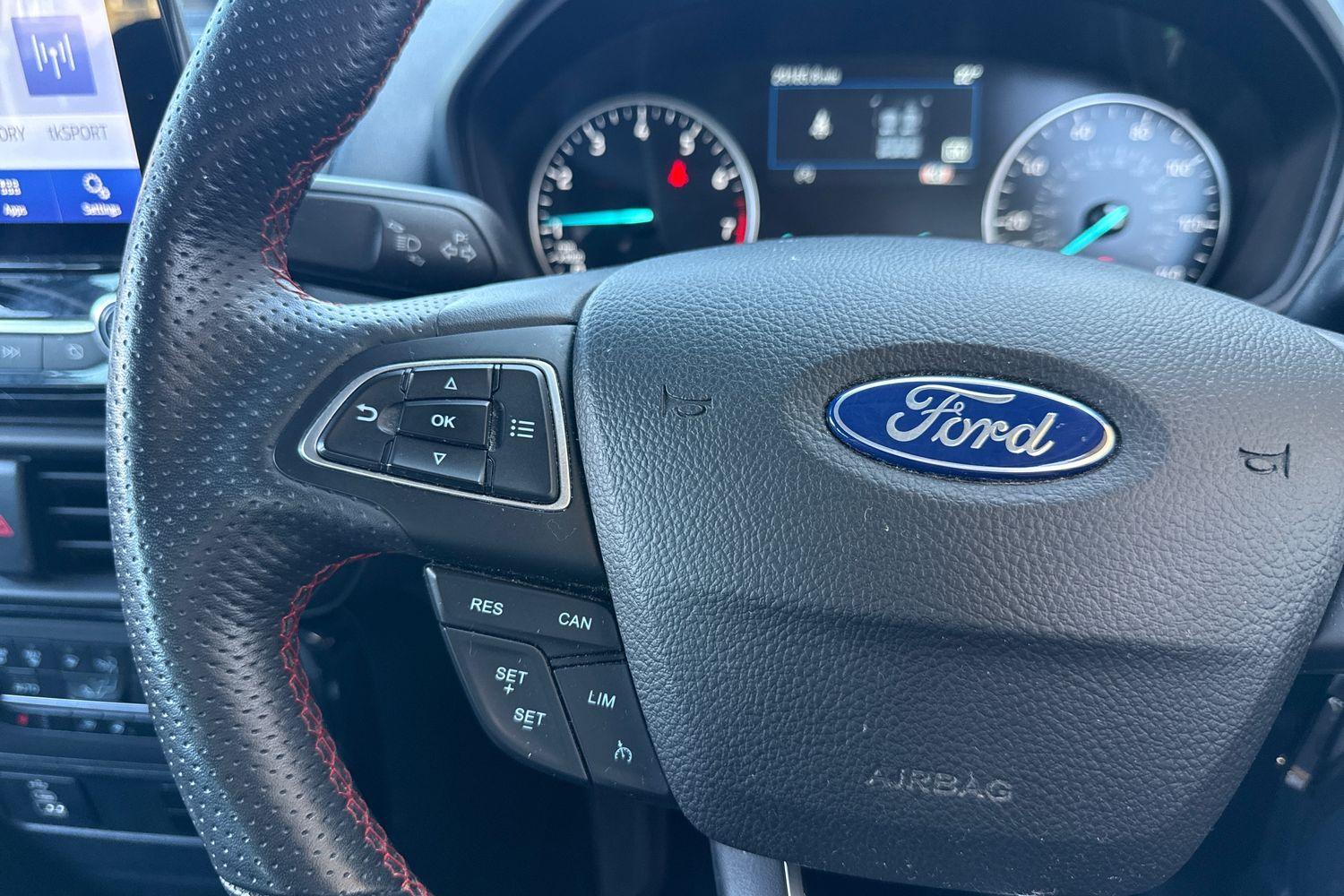 Ford ECOSPORT Photo 25