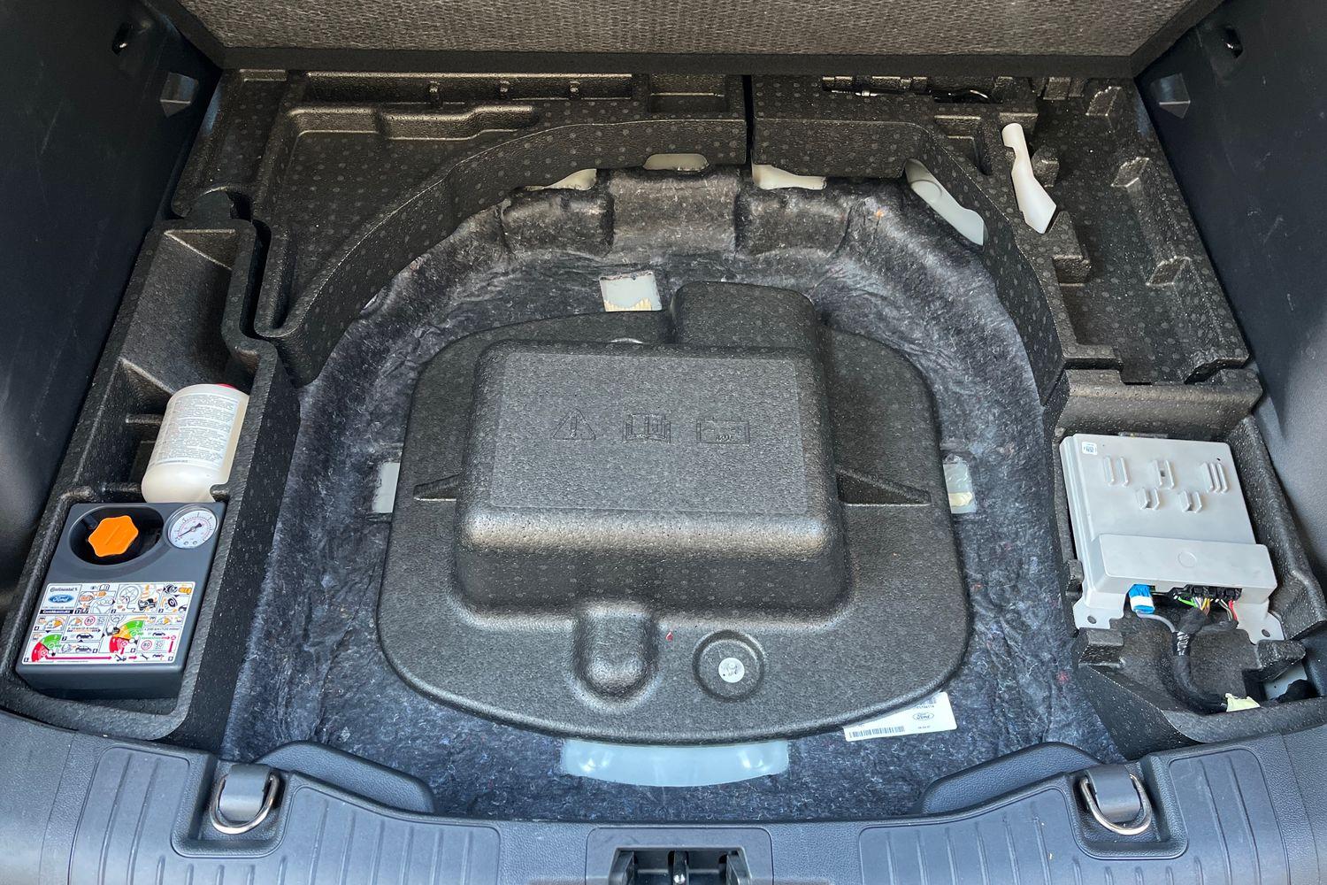 Ford KUGA Photo 25