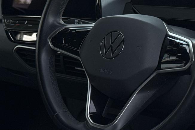 VOLKSWAGEN ID.3 Photo 38