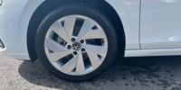 Volkswagen Golf Photo 24