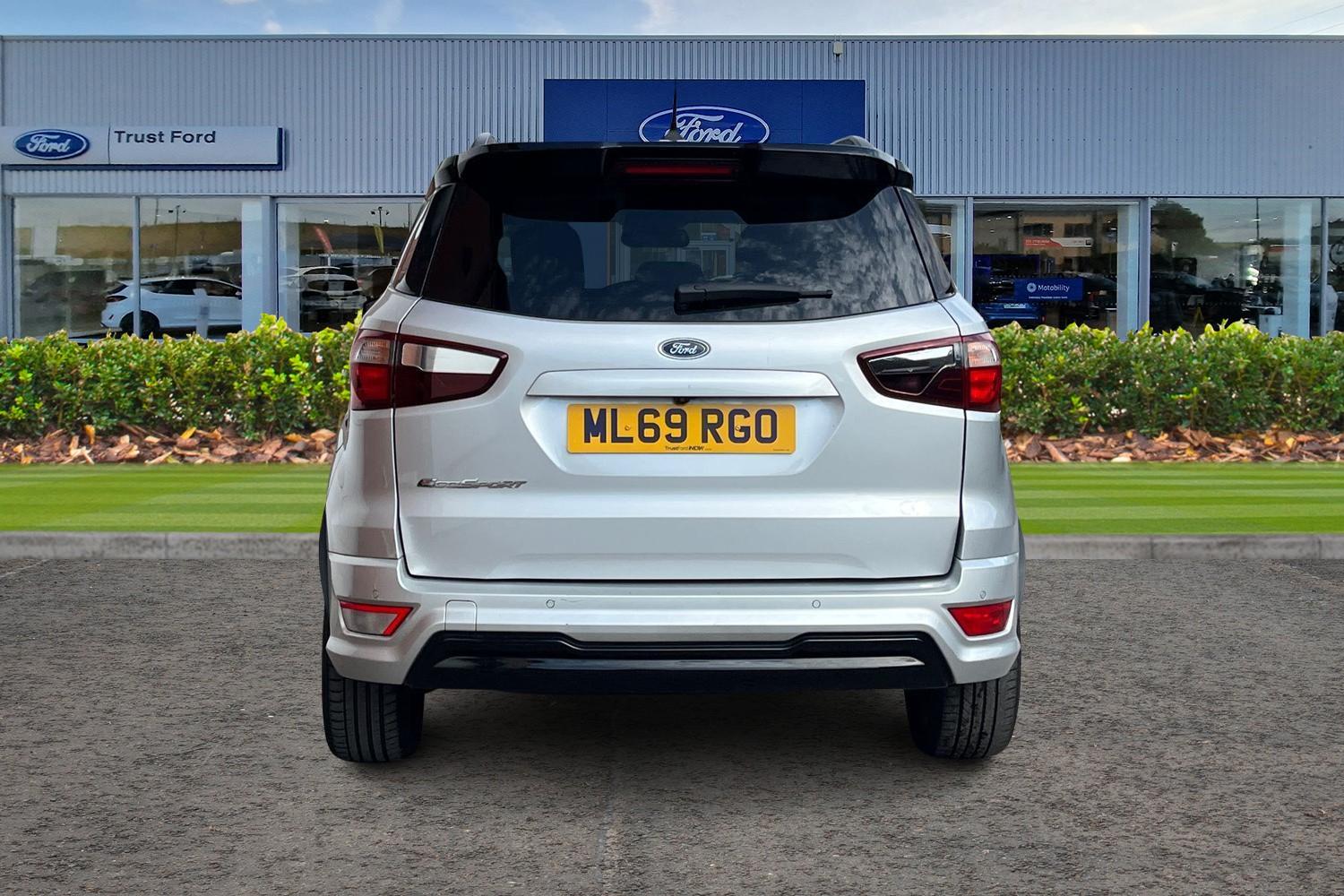Ford ECOSPORT Photo 6