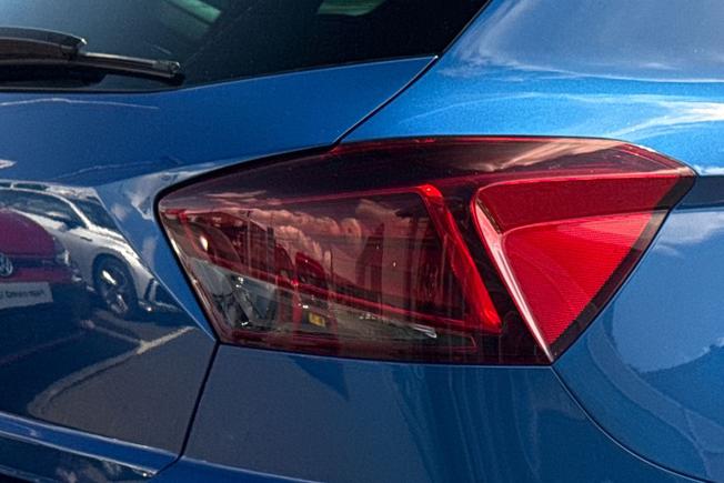 SEAT Ibiza Photo 18