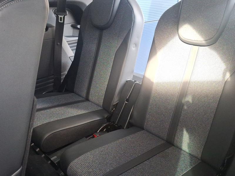 Used Peugeot 5008 KJ19HXB 46