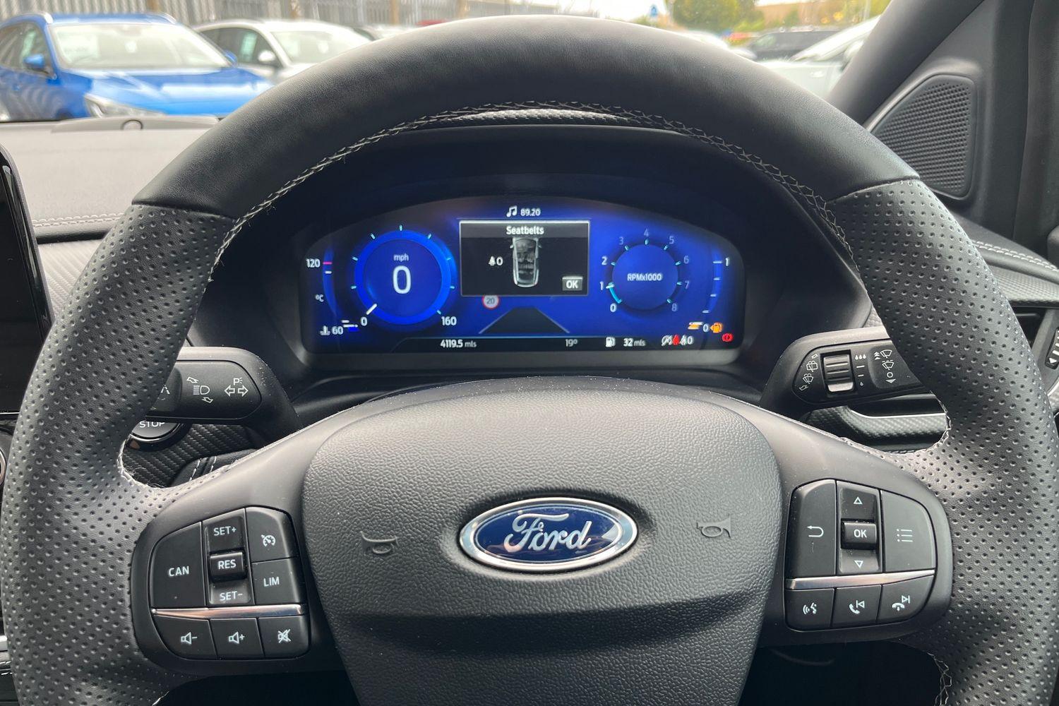 Ford PUMA Photo 11