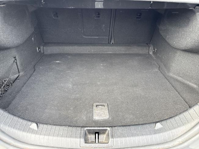 MERCEDES-BENZ CLA Class Photo 12