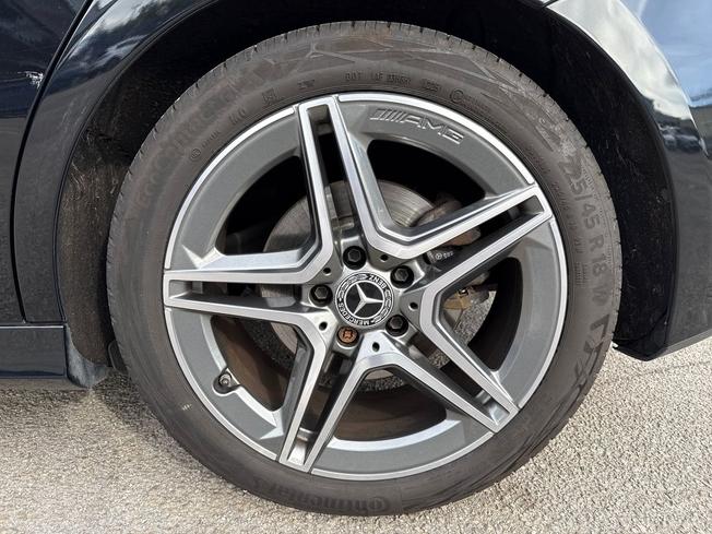 MERCEDES-BENZ A Class Photo 33