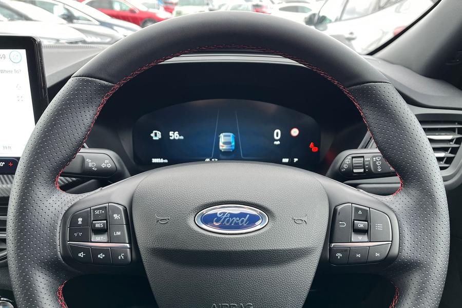 Ford Kuga Photo autoimg-367e7d6b2dba5aa5186351694f26f552ee3f0b20.jpg