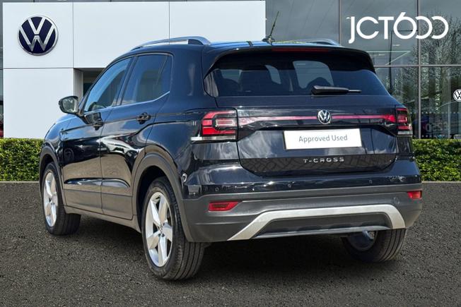 VOLKSWAGEN T-Cross Photo 3