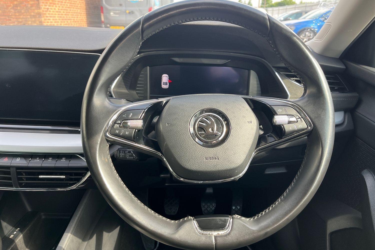 Skoda OCTAVIA Photo 11