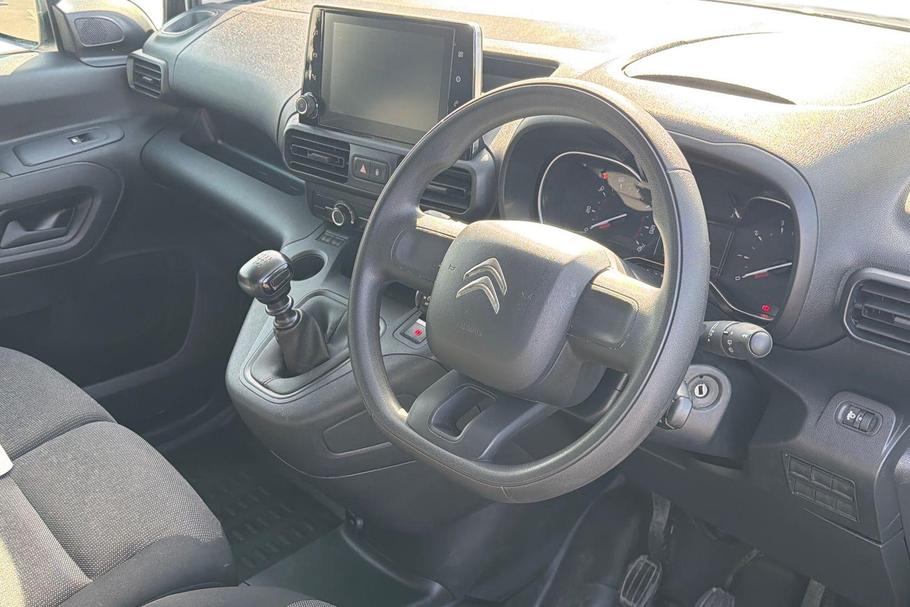 Used Citroen Berlingo MH23DJZ 13