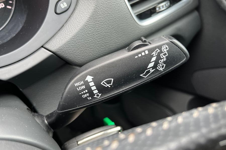 Audi Q3 Photo autoimg-36899b3121f888b0a923196320177b59542fab4a.jpg