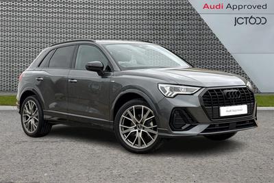 2025 AUDI Q3 1.5 TFSI CoD 35 Black Edition SUV 5dr Petrol S Tronic Euro 6 (s/s) (150 ps) at JCT600