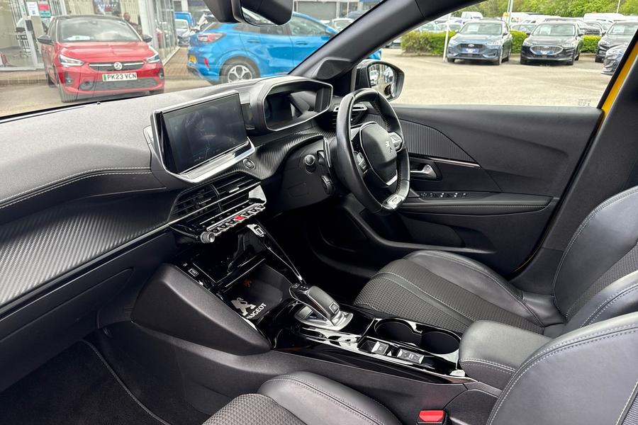 Peugeot 208 Photo autoimg-368ceb7d1d1d9fb84b53f6586155598732459f6c.jpg