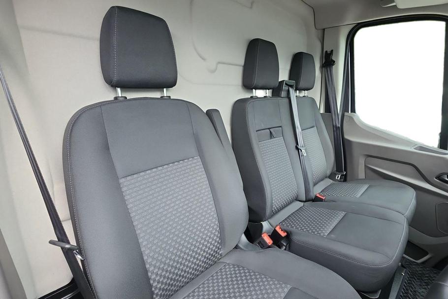 Used Ford Transit WM25UZJ 11