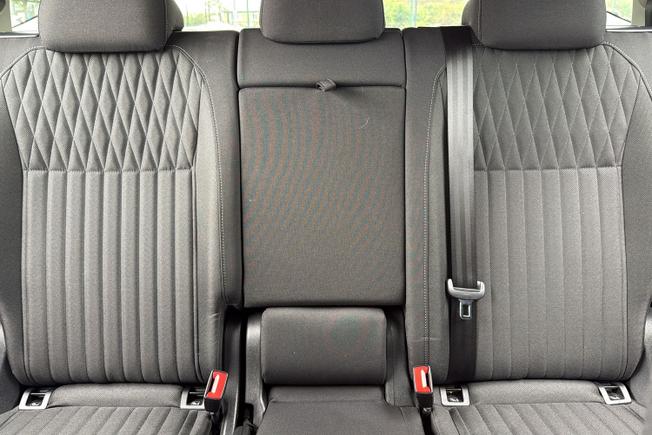 VOLKSWAGEN Tiguan Allspace Photo 38