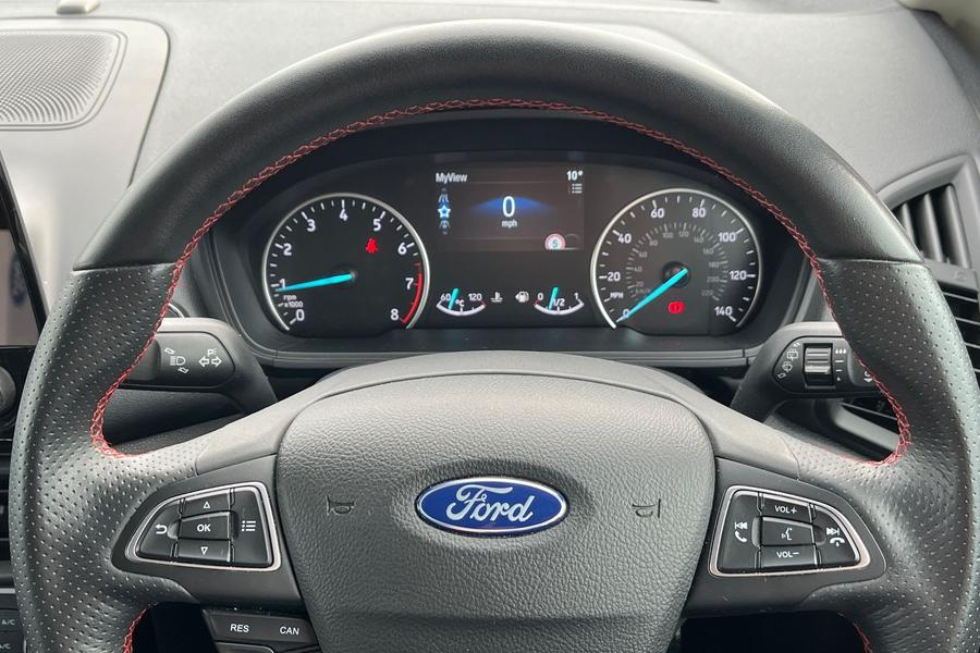 Ford EcoSport Photo autoimg-3690fdf4094f49efbd117b17bbeaa1448dedbae9.jpg