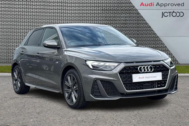 Audi A1 Photo 1