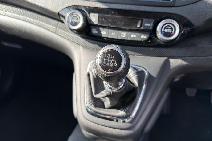 Honda CR-V Photo autoimg-369f758fabbb127a6331ab8efc515c4a4d48e260.jpg