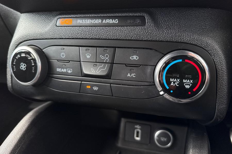 Ford Focus Photo autoimg-36a0e427bb1f0131fb228971adafb5b090a30d25.jpg