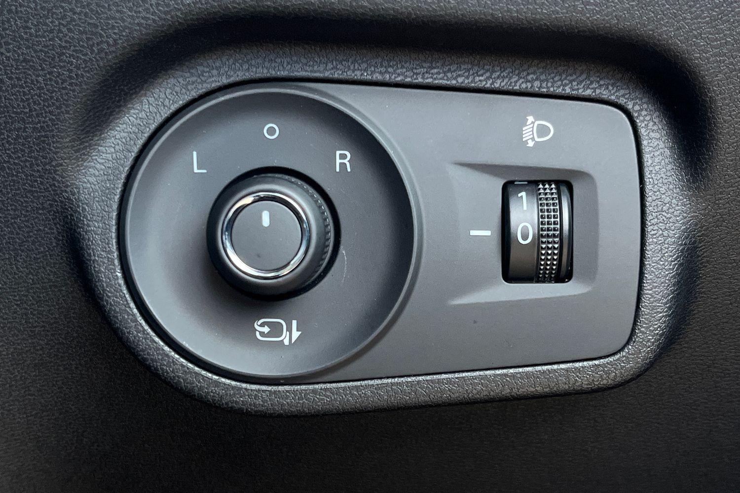 MG Motor UK ZS Photo 22