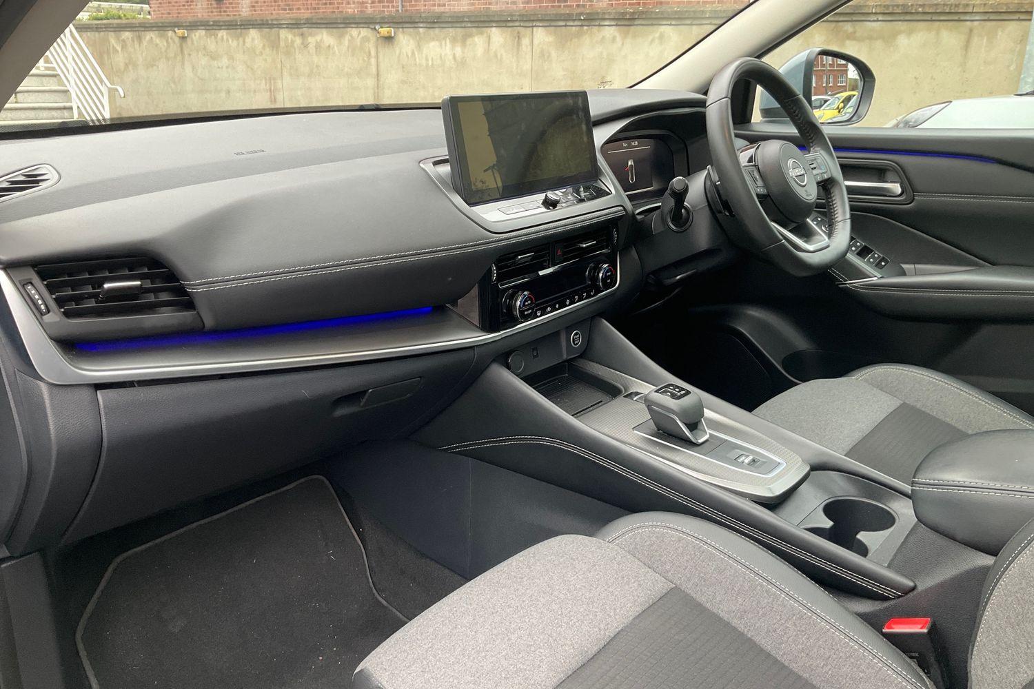 Nissan QASHQAI Photo 17