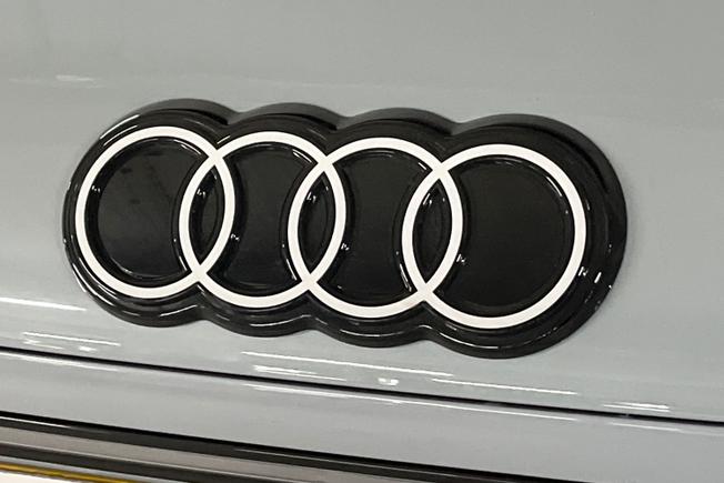 AUDI Q3 Photo 35
