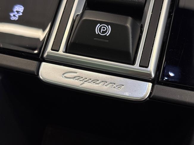 PORSCHE Cayenne Photo 41