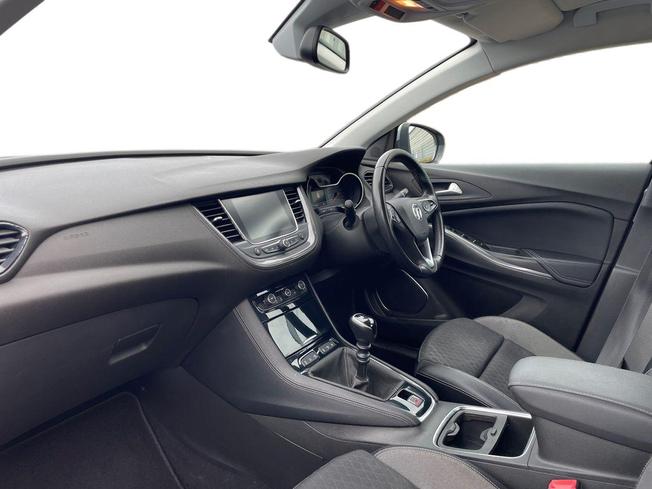 VAUXHALL Grandland X Photo 2