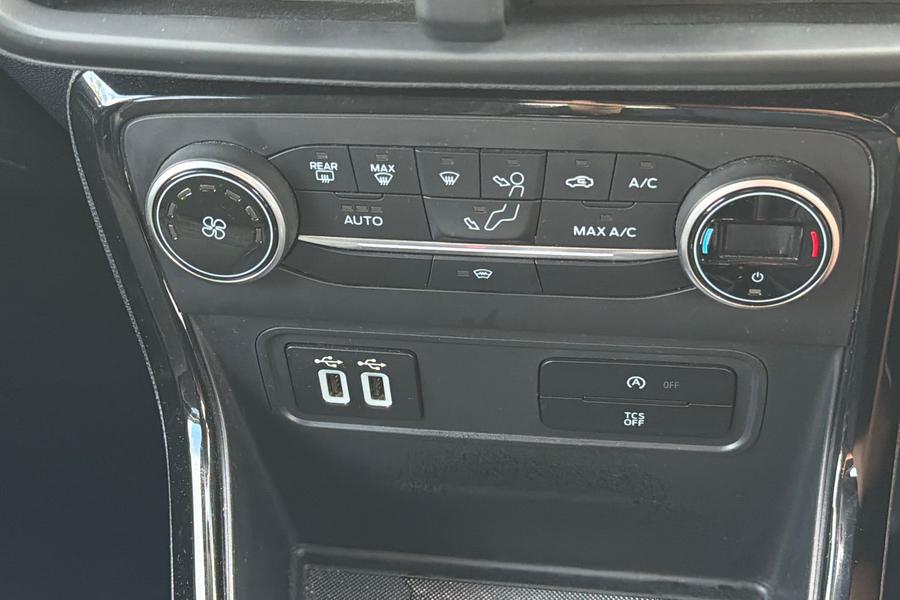 Ford ECOSPORT Photo autoimg-36b252e10f21bbe491446faa242e12555c8725bc.jpg