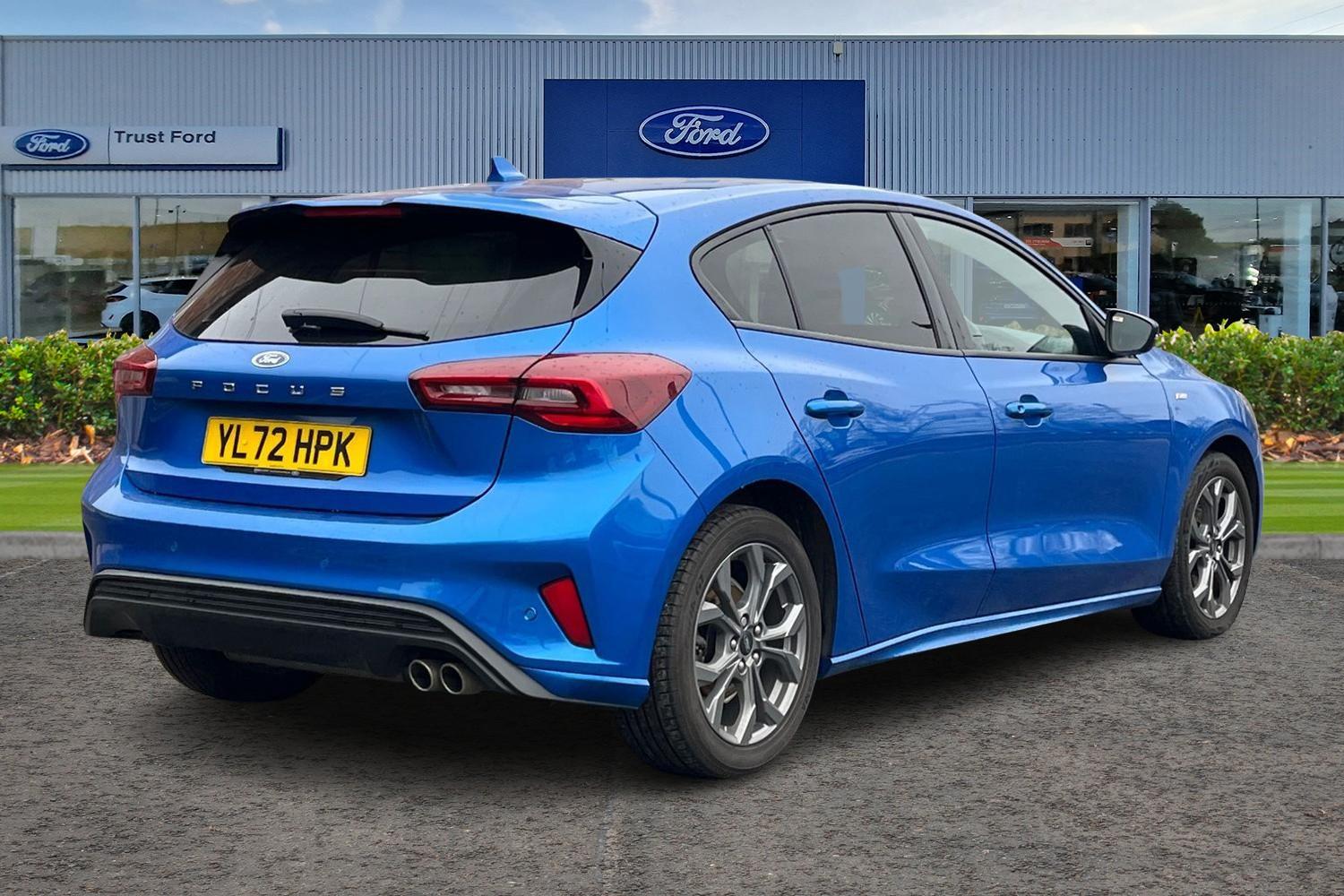 Ford FOCUS Photo 3