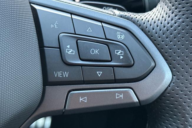 VOLKSWAGEN Passat Photo 17