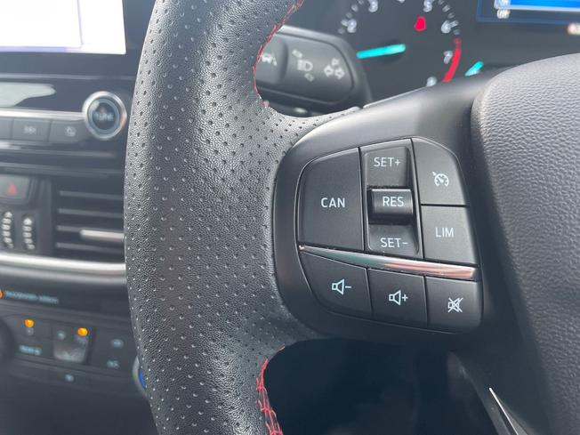 FORD Fiesta Photo 16