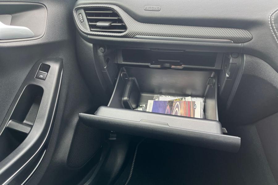 Ford PUMA Photo autoimg-36b9734862cc3a57cb445437488a3da2869bce22.jpg