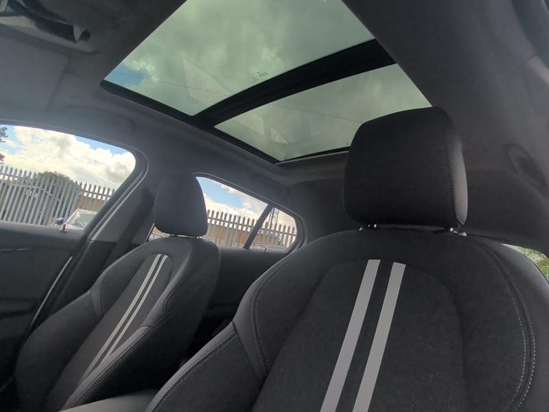 Used BMW 1 Series YG20AEF 34