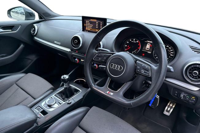AUDI A3 Photo 6