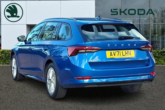 ŠKODA Octavia Photo 3
