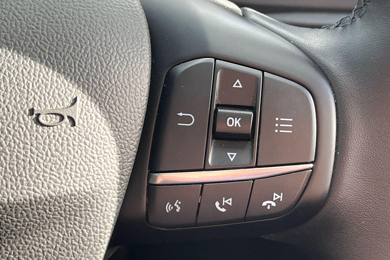 Ford FOCUS Photo 38