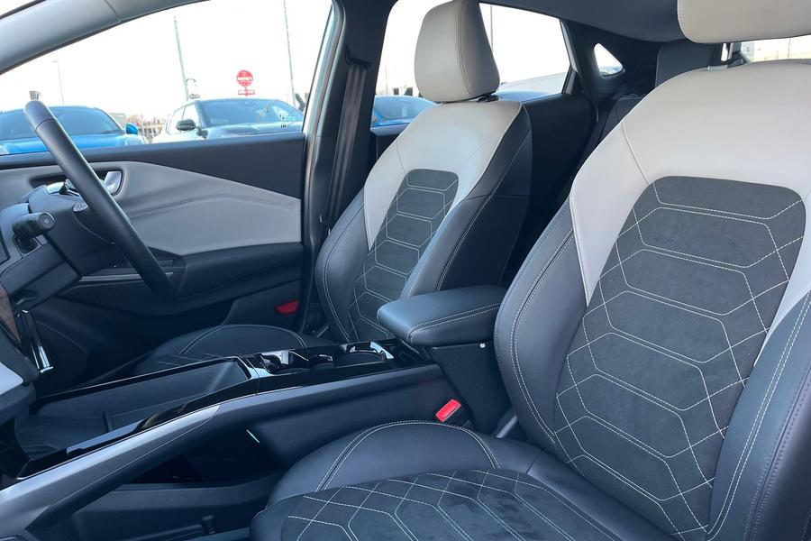 Ford Puma Gen-E Photo autoimg-36d1f741e53a3a9f57f057d606971fd10de62564.jpg