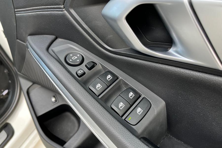 BMW 3 SERIES Photo autoimg-36d3b6af33fbabe465a2a11a66f1156626263dfa.jpg
