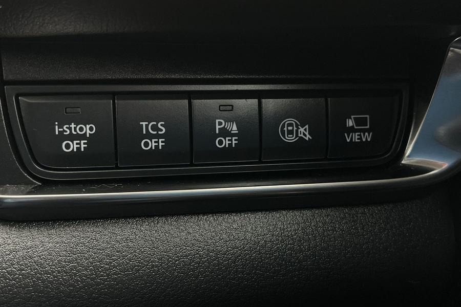 Mazda CX-30 Photo autoimg-36d95bf5e68e33bb5be6bafb289617ee52422828.jpg