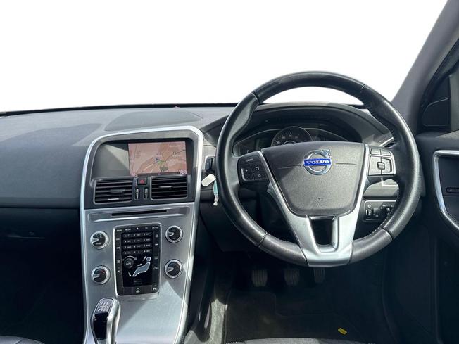 Volvo XC60 Photo 11