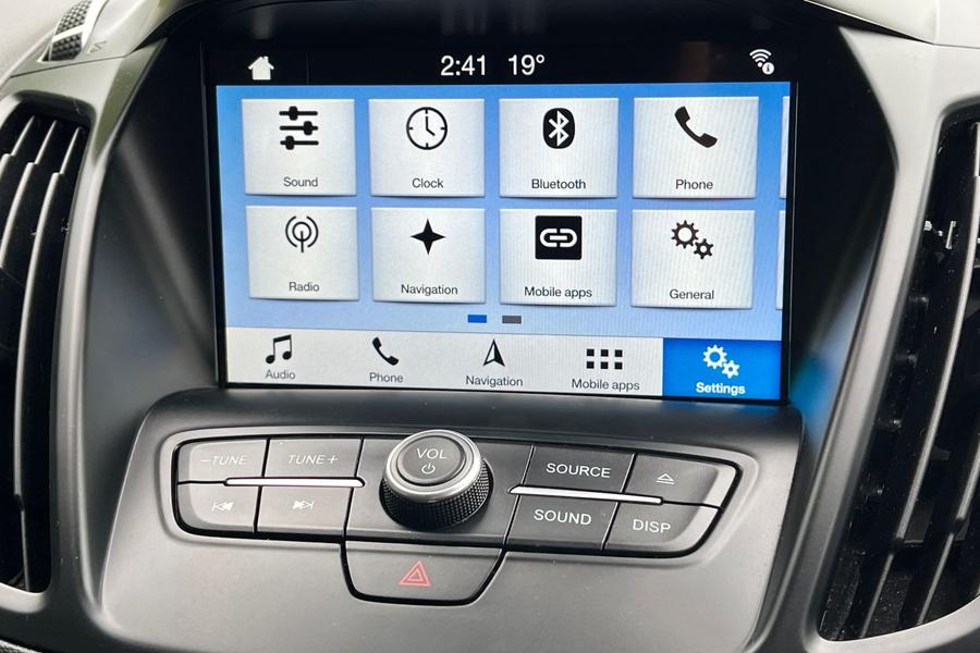 Ford Kuga Photo autoimg-36ddd09566c0df1ae7f02b8bab0952354cb23d49.jpg